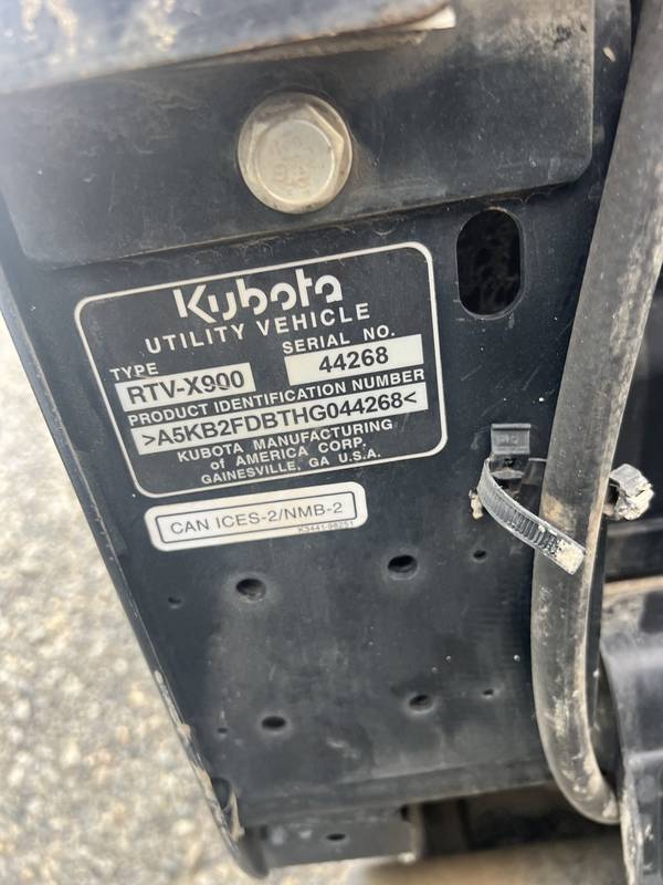 2017 Kubota X900 4x4, DSL, Hyd dump