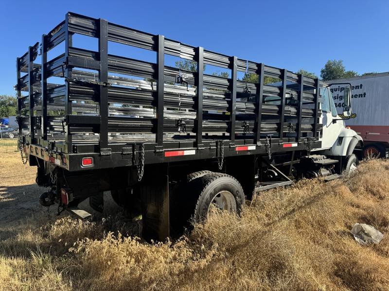 2005 IHC 7300, 4x4, 16 ft Flatbed , Non CDL (CN 7)