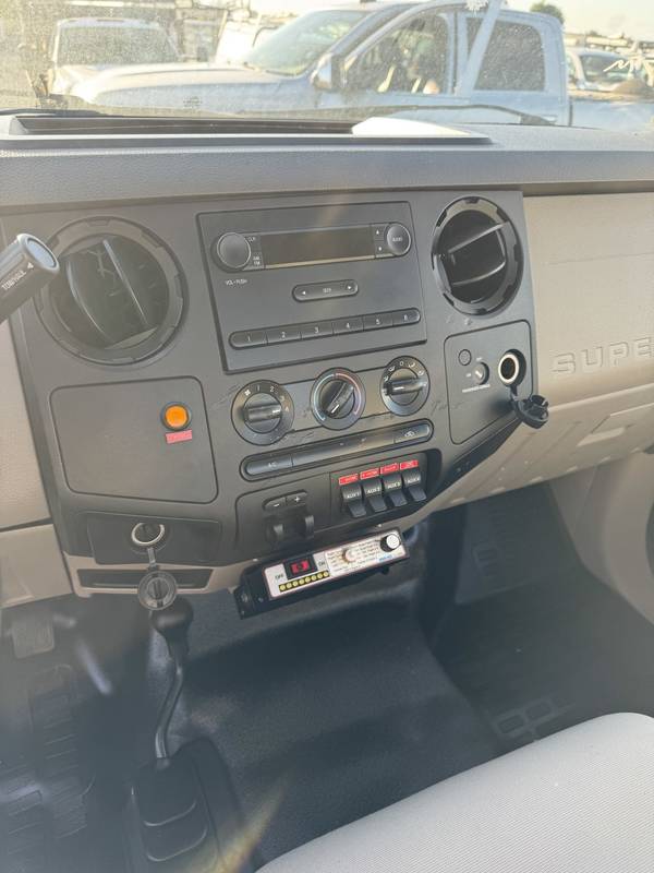 2009 Ford F350 XL SD 4x4, Utility Truck, (CN 81)