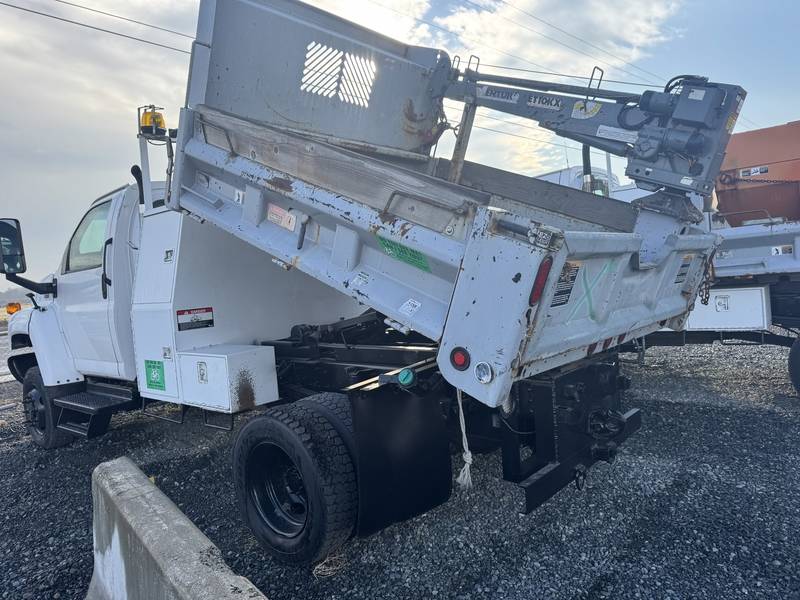 2006 GMC C5500 4x4, 4 yrd dump truck W/snowplow/sander (CN 1019)