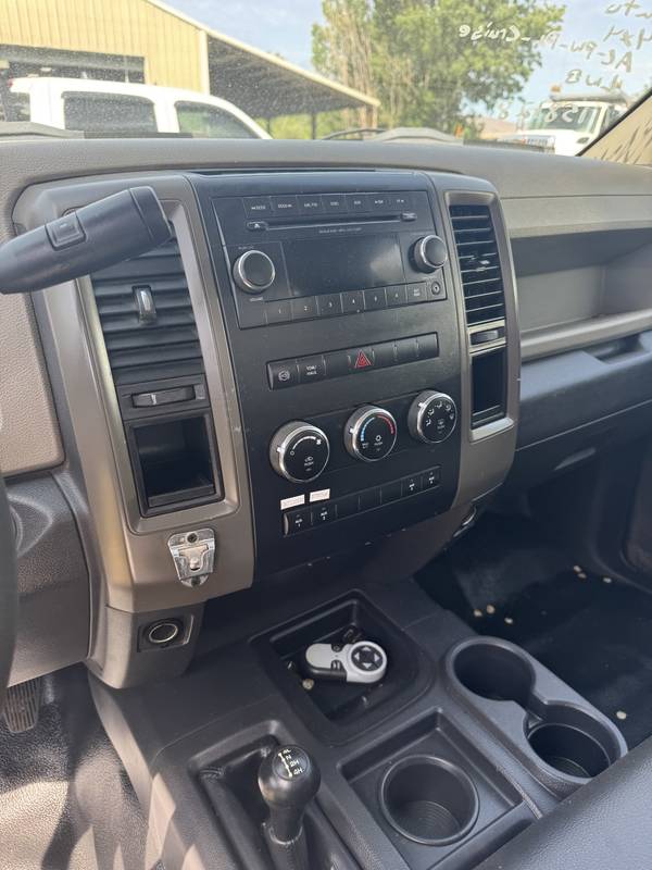 2012 Dodge Ram 5500, 4x4, utility (CN 51)