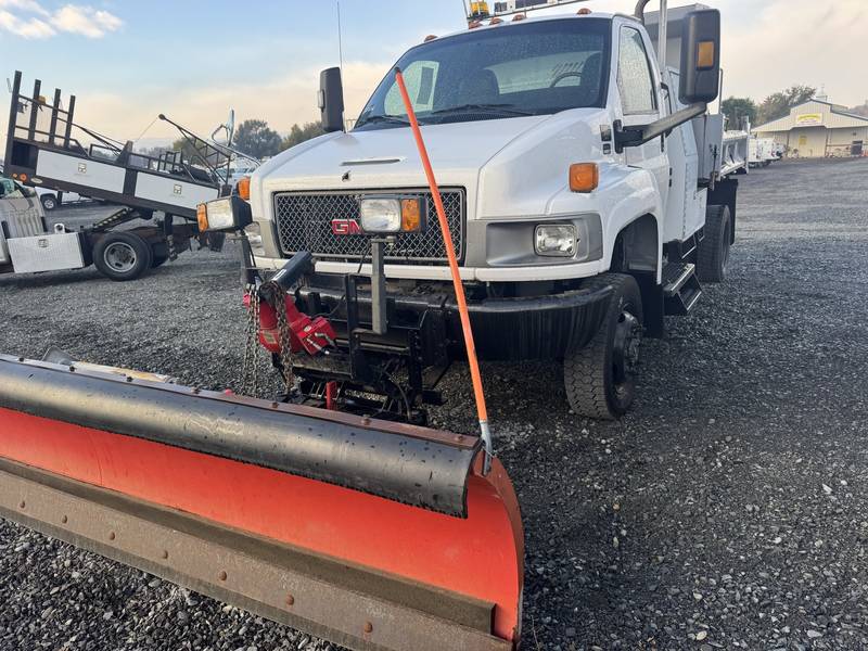 2006 GMC C5500 4x4, 3-4 yrd Dump Truck (CN-82)