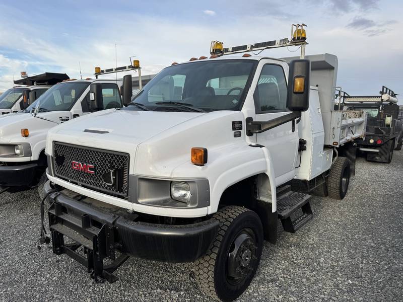 2006 GMC C5500 4x4, 3-4 Yard Dump Truck (CN-30)