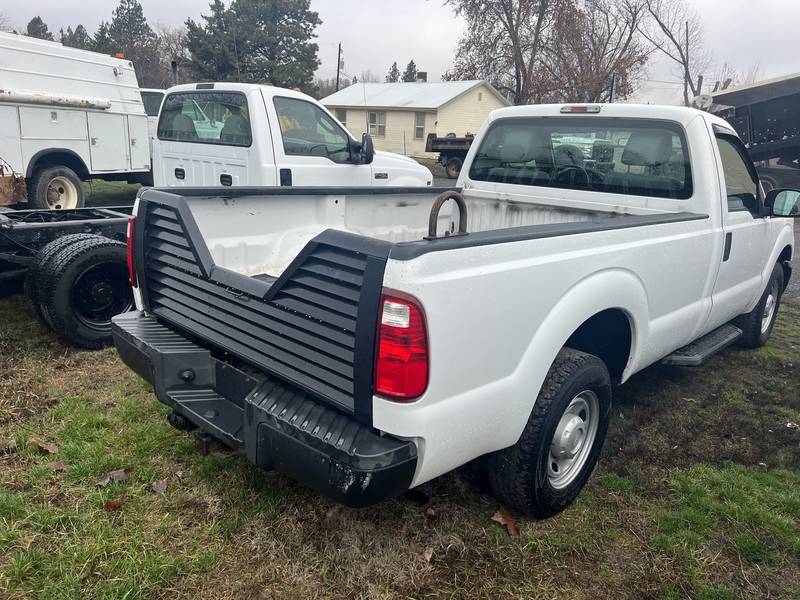 2013 Ford F250, pickup, (CN 86)