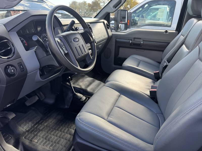 2015 Ford F350 SD XL, 4x4, 10 ft Flatbed w/Hoist (CN 1023)