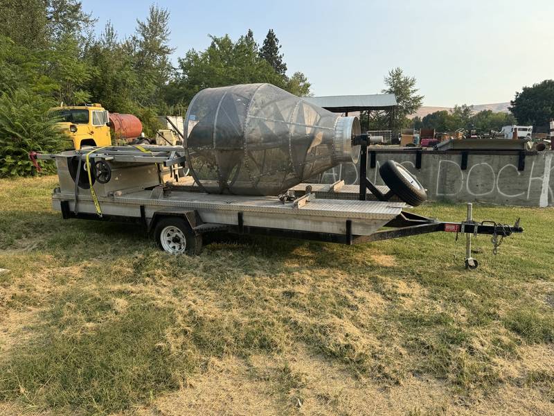 2002 Koffler Pontoon Trailer With portable fish trap (CN 1064)