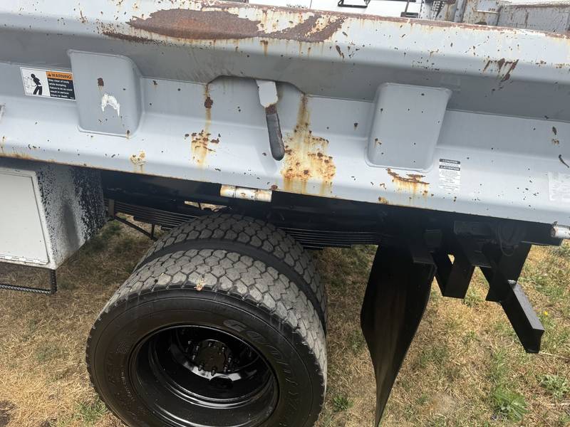 2006 GMC 5500 4x4, 3 yrd dump truck w/snow blade available (CN 67)