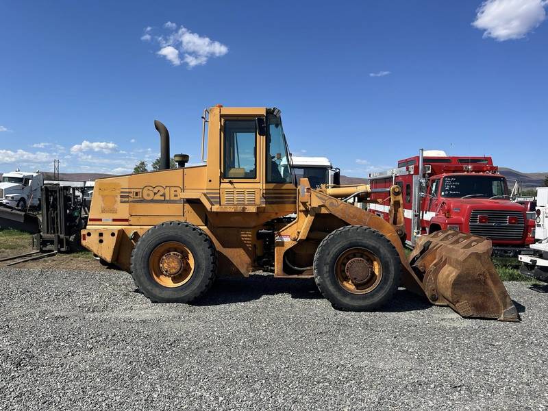  1994 Case 621B Wheel Loader, 2 yrd