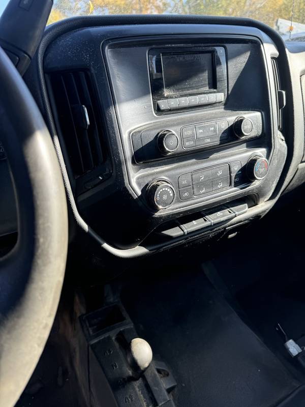 2015 Chevy 2500 HD Fiberglass Utility, 4x4, (CN 1060)