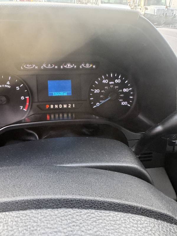 2017 Ford F350 XL 4x4, Utility box, (CN 1053)