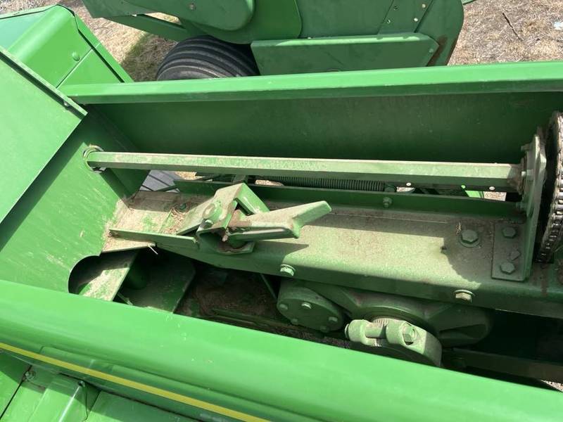 2023 John Deere 348 pto baler