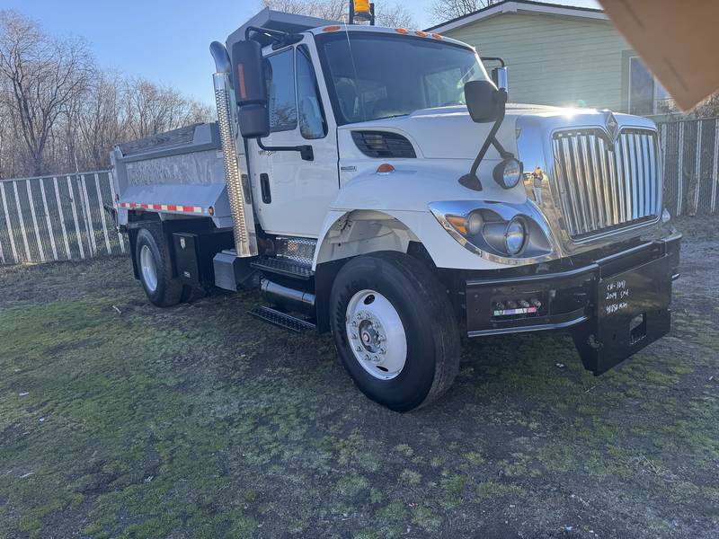 2009 IHC 7500 5 YRD Dump Truck. (CN 1041)