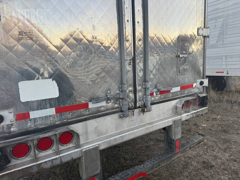 2010 Great Dane 53 ft Refer Trailer (CN 1069)