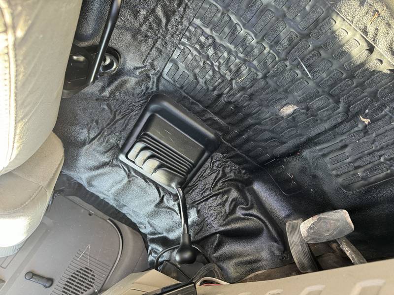2008 Ford F350 Utility 4x4, (CN 1007)