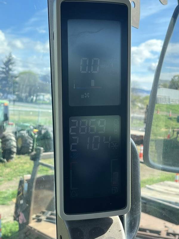 2010 John Deere R450