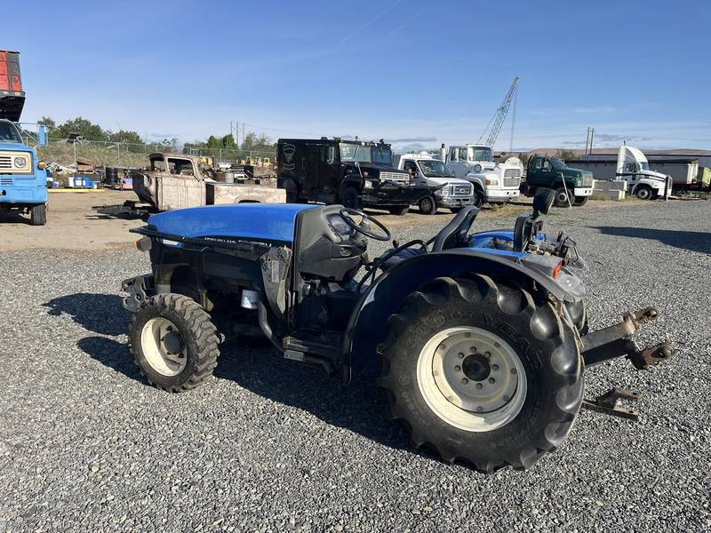 2001 New Holland TN75V 4x4, Orchard Tractor