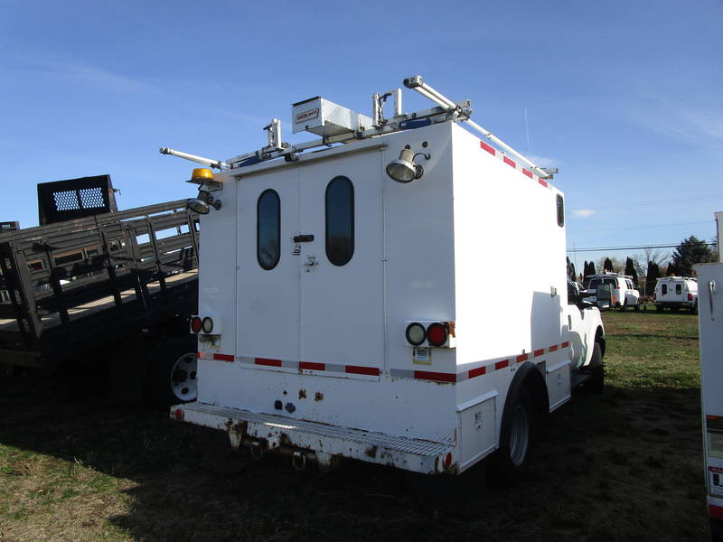 2011 FORD EXT CAB, F350 SERVICE TRUCK 4X4 (LOT 1091))