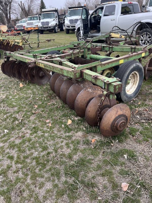 Jd 12 ft heavy duty tandem disc on rubber