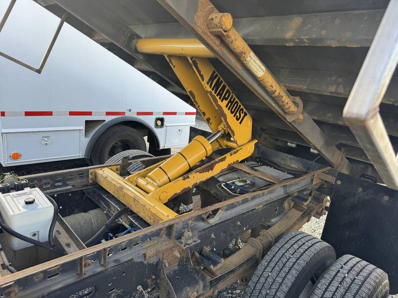 2015 Ford F350 SD XL, 4x4, 10 ft Flatbed w/Hoist (CN 1023)
