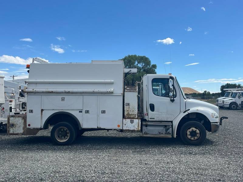 2011 Freightliner M2 Utility