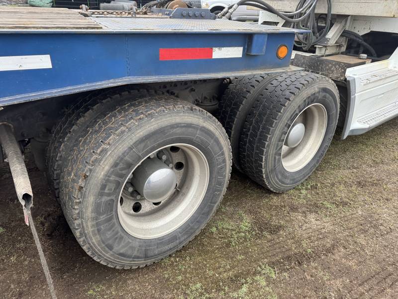 1998 Trail Ezee 48ft Hydraulic Tail Equipment Trailer
