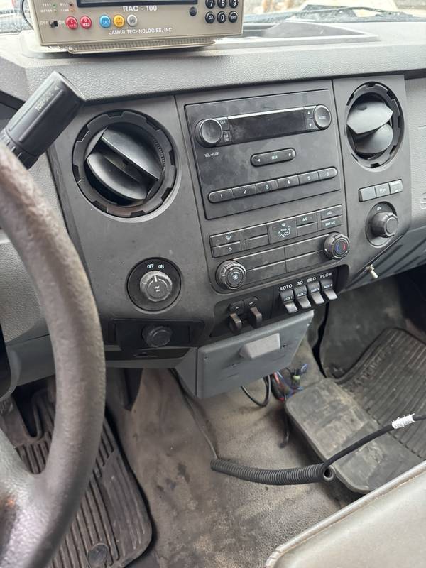 2012 Ford Ext Cab F 250, W/ Western 8 ft snow plow, (CN 1112)