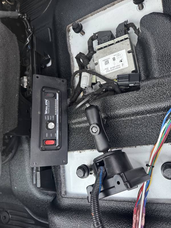 2017 Ford F350 XL 4x4, Utility box, (CN 1053)