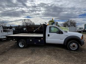 2005 Ford F450 XL, 12 ft flatbed (CN 68)