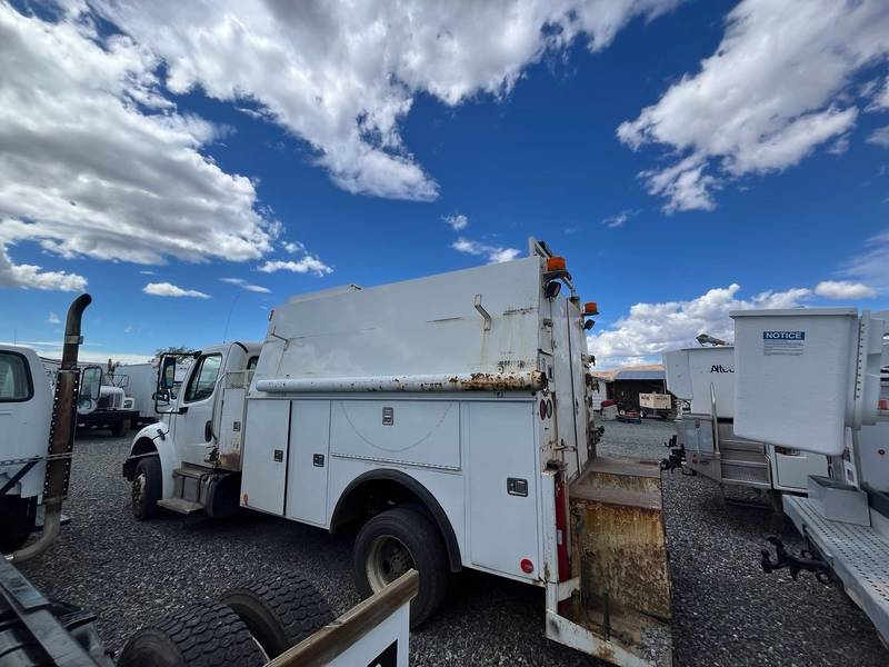 2011 Freightliner M2 Utility
