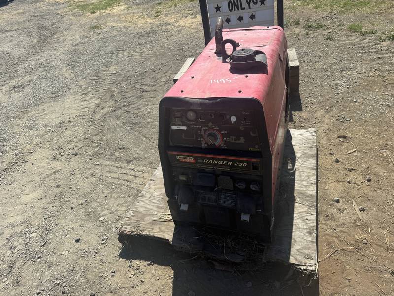 Lincoln 250 electric arc portable gas welder