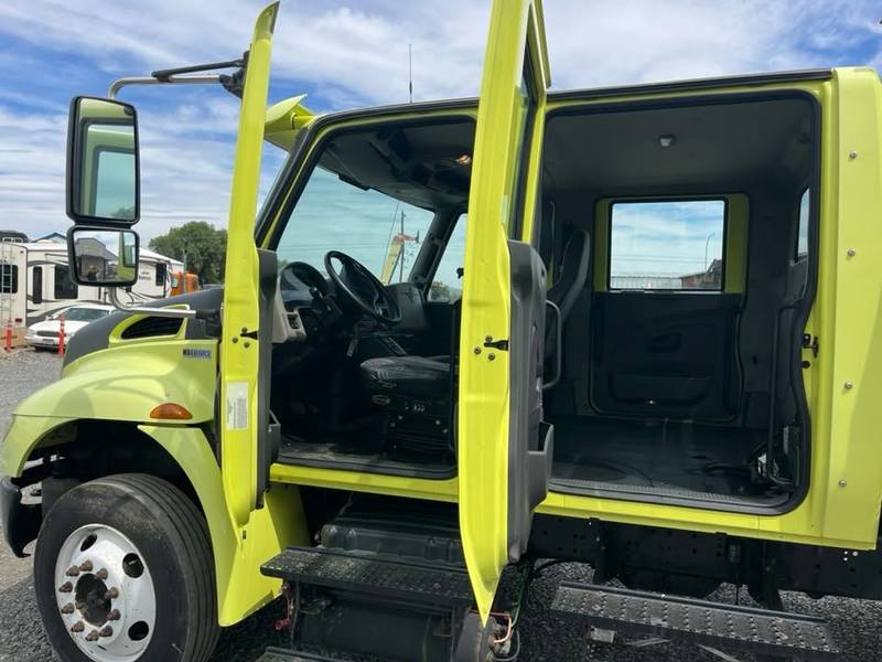 2013 IHC 4300 Crewcab 12 ft Flatbed (CN 1087)