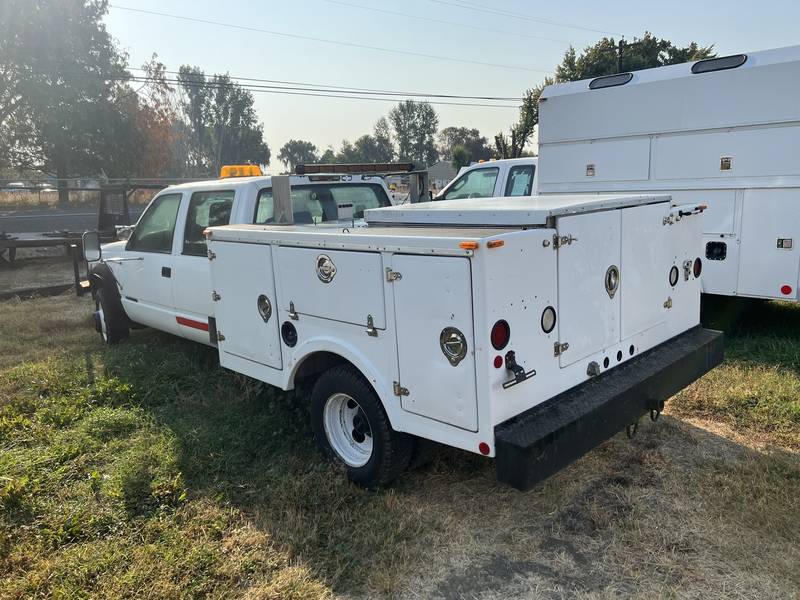 1998 GMC 3500 Crewcab Utility, 4x4, Dsl, (CN 1084)