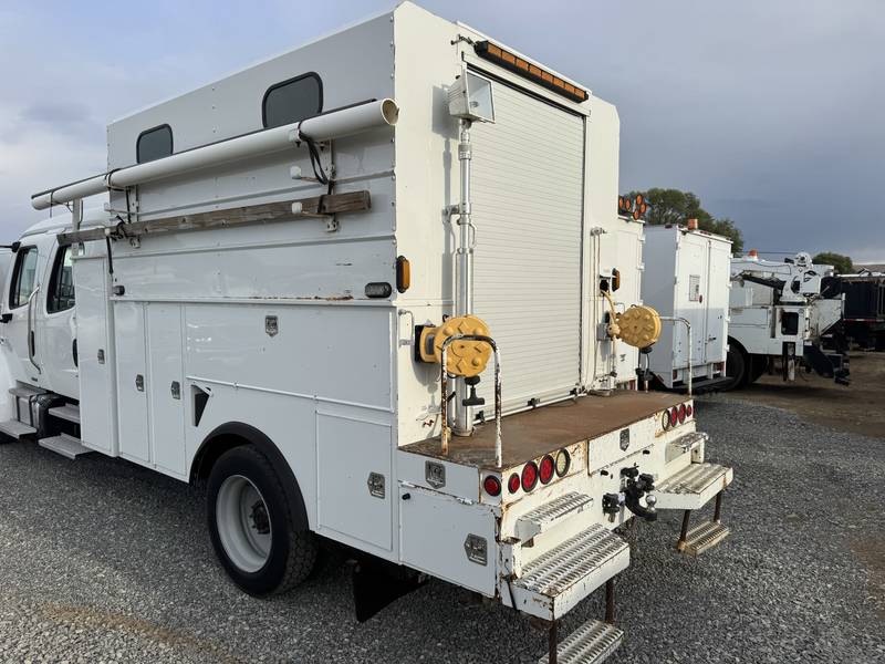 2011 Freightliner M2-106, Crewcab service.  truck. (CN 1001)