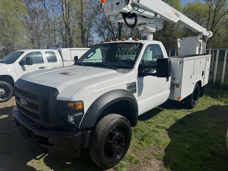 2008 Ford F450 35 ft Bucket Truck, 4x4