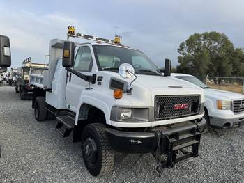 2006 GMC C5500 4x4, 3-4 Yard Dump Truck (CN-30)