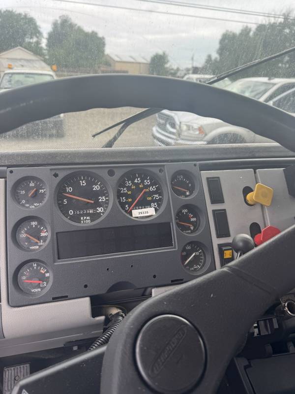 1997 Frtliner FL 80, 5 yrd dump truck, (CN 52)