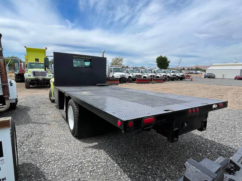 2004 IHC 4300 16 ft Flatbed Truck (CN 66)
