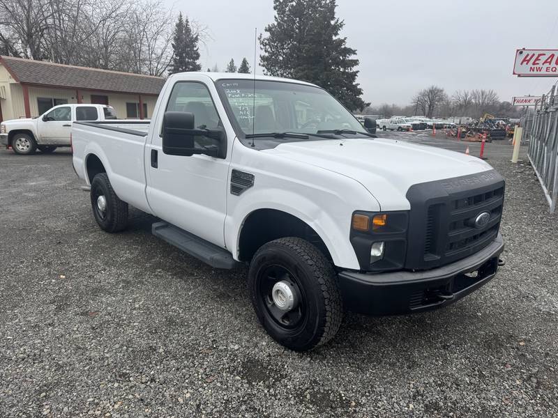 2008 Ford F-250 Pickup, 4x4, (CN 17))