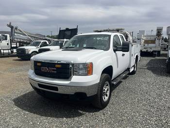 2011 GMC Sierra 3500, Utility, 4x4, Dsl, (CN-92)