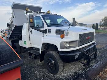 2006 GMC C5500 4x4, 4 yrd dump truck W/snowplow/sander (CN 1019)