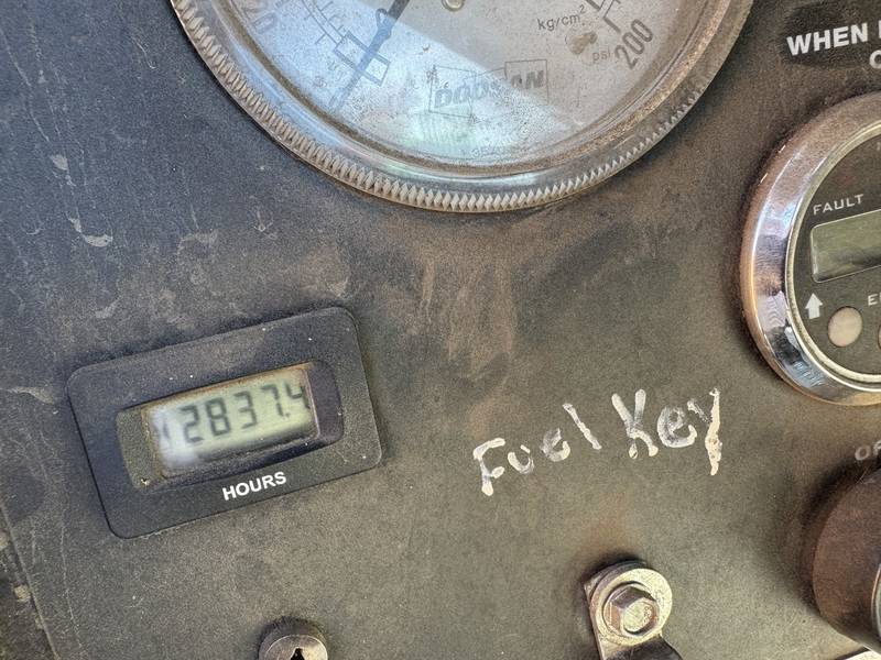 2015 Doosan 185 cfm air compressor 
