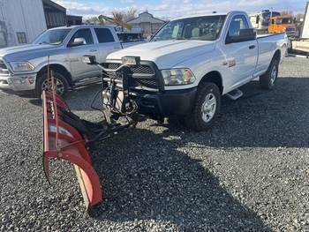 2014 Dodge 3500 4x4 pickup W/Boss 8.6ft Snow Plow (CN 1081)