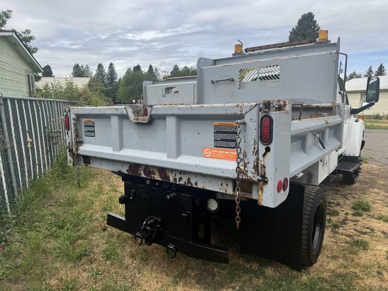 2006 GMC 5500 4x4, 3 yrd dump truck w/snow blade available (CN 67)
