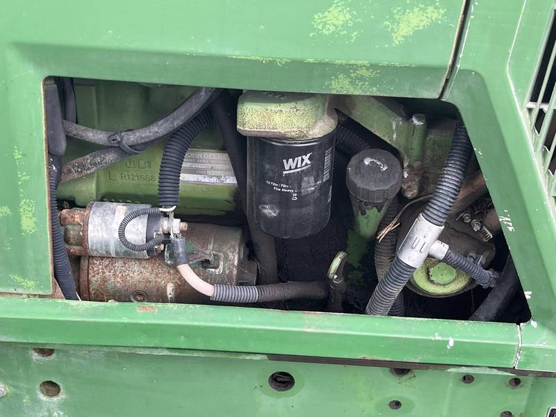 2003 John Deere 6200