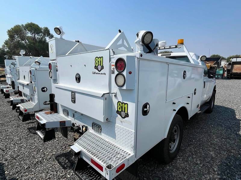 2016 Ford F350 SD 4x4 Utility Truck (CN-92)