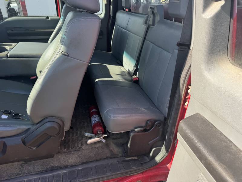 2013 Ford F350 Supercab 4x4, Utility truck(CN 1039)