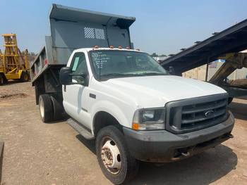 2003 FORD F550 4x4, 2-3 yrd DUMP