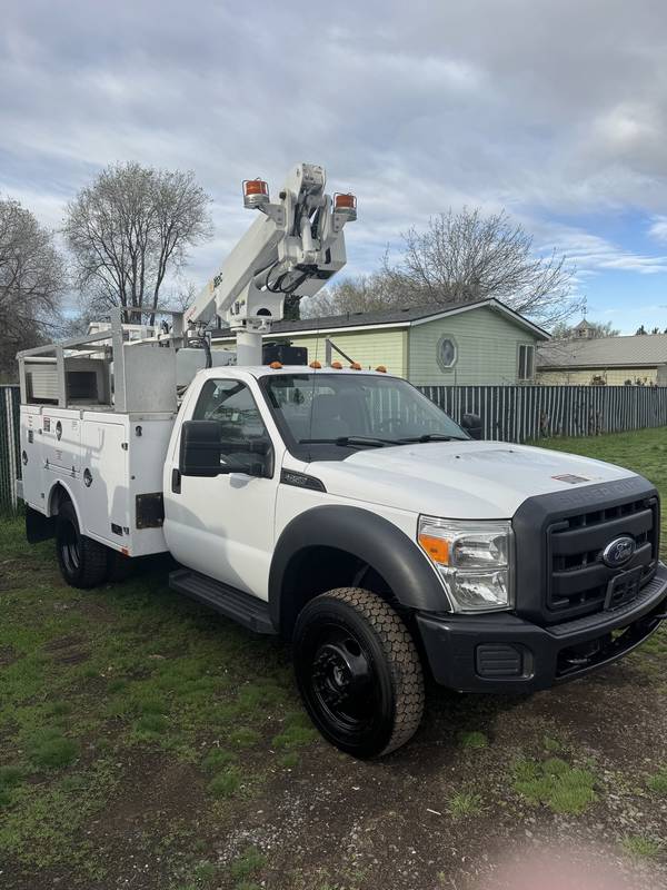 2013 Ford F450 29 ft bucket truck, 4x4, 