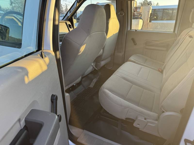 2008 Ford F350, Crewcab, 4x4, Utility Box, Lift gate, W/ Western Ultra Mt wideout Snow Blade, (CN 1110)