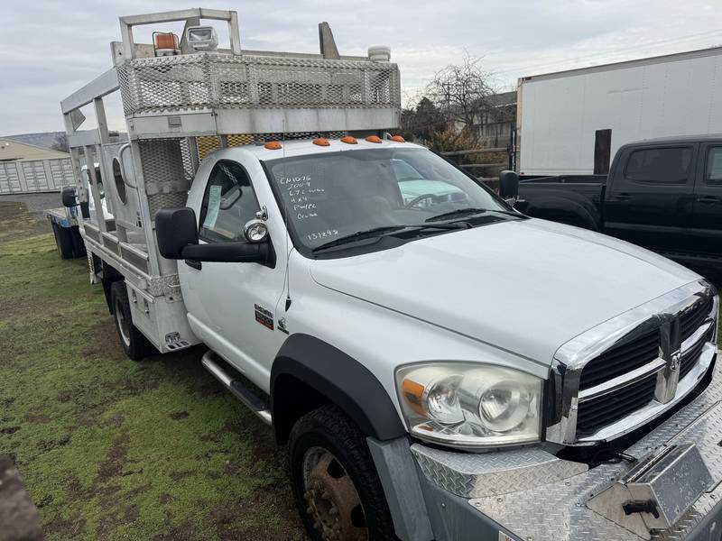 2009 Dodge Ram 5500 4x4,9 ft flatbed (CN 1075)